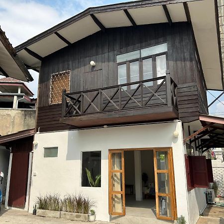 Cozy Villa In Chiangmai Old Town Чіангмай Екстер'єр фото