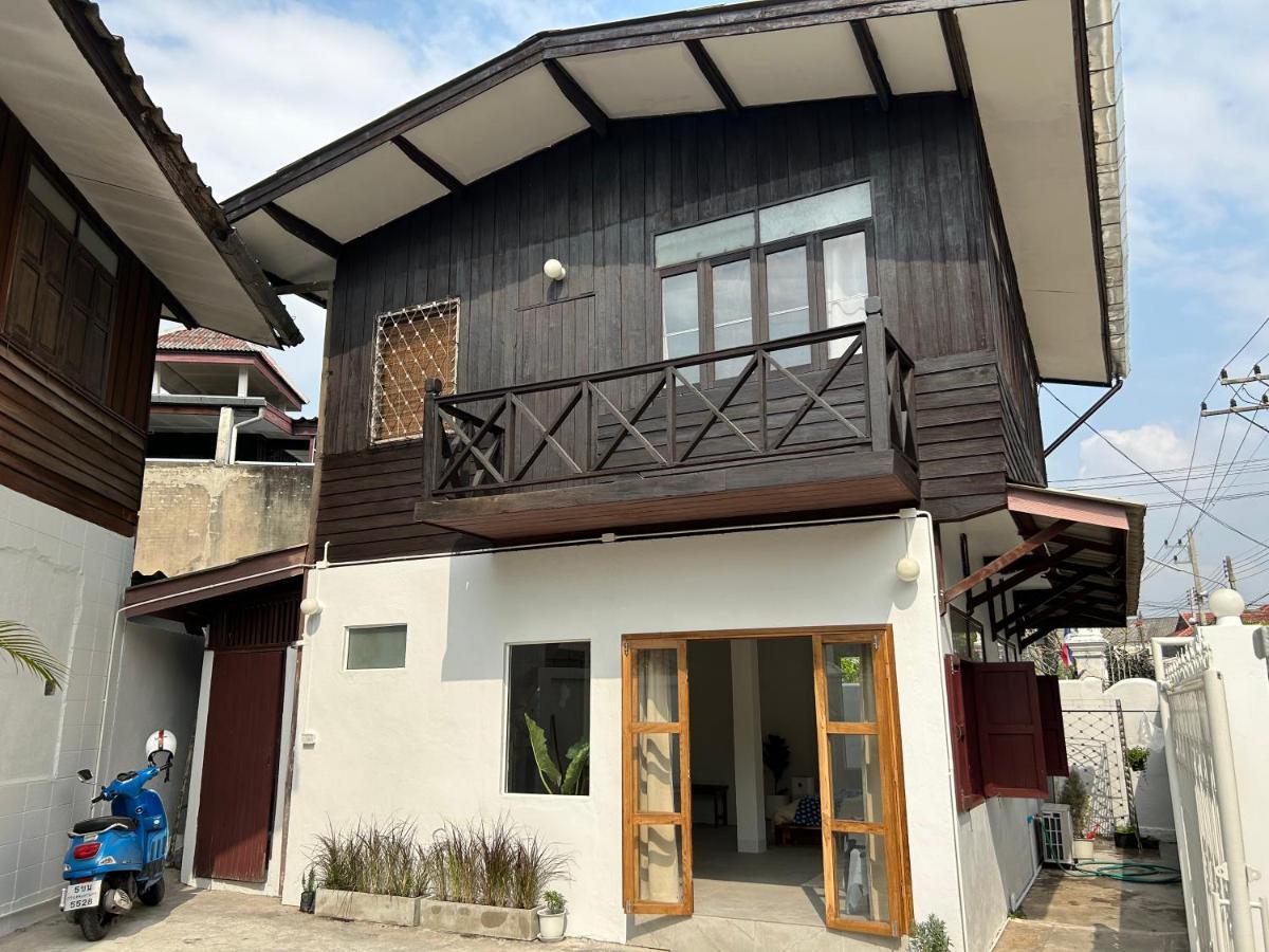 Cozy Villa In Chiangmai Old Town Чіангмай Екстер'єр фото